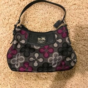 2000’s coach hand bag!